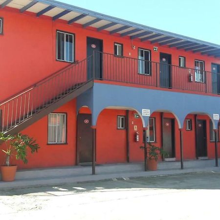 Motel Agora Ensenada Zewnętrze zdjęcie
