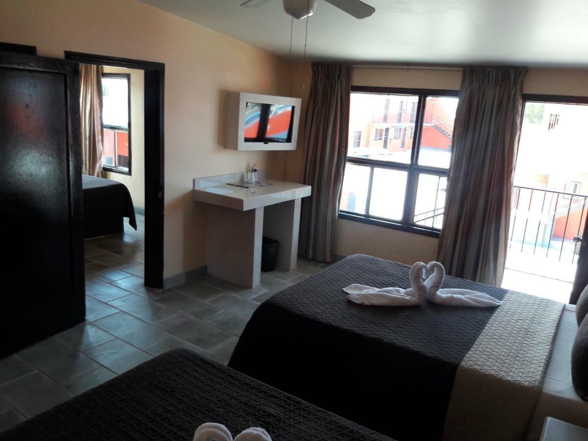 Motel Agora Ensenada Zewnętrze zdjęcie